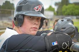 Hart High's Austin Russ uses former-MLB player to resurrect swing