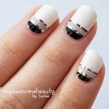 No hay nada más elegante para las manos que llevar un diseños de uñas blancas. Unas Negras 2020 Disenos De Unas Rojo Blanco Y Negro