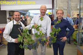 Julien doré magazine espace culturel leclerc. La Soiree Foire Aux Vins Du Leclerc De La Ville Aux Dames 37 Magasins En Images Rayon Boissons