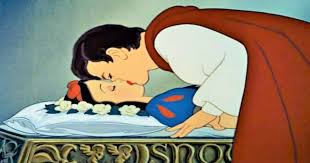 How old is snow white in 2021. Disneyland Revamps Snow White S Ride But Some Slums Non Consensual Kissing Scenes London News Time