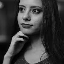 Barbara Marques's Instagram, Twitter & Facebook