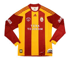 Galatasaray futbol forması modelleri uygun fiyat ve indirim fırsatlarıyla burada. Galatasaray 2010 11 Special Kit