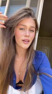 Nicole Booker's Instagram, Twitter & Facebook