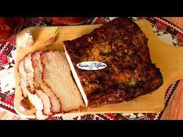 как пожарить свинину на сковороде чтобы она была мягкой Domashnya Shinka V Duhovci Recept Zapechenoyi Shinki Buzhenina U Medovomu Marinadi M Yaso U Duhovci Youtube In 2020 Food Carne Meat