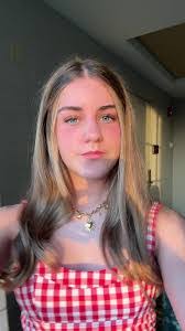 Sadie Stover's Instagram, Twitter & Facebook