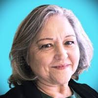 Donna Verret's Instagram, Twitter & Facebook