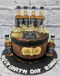 Pin By Claudia Gutierrez On Faghto Kai Poto Whisky Cake Alcohol Cake Birthday Cake Beer