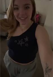 Alyson Miller🙌🙌🙌 #fyp #smallartist #fitcheck