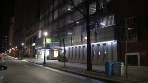 Holiday inn express dublin city centre has 198 rooms that are equipped with all the essentials to ensure an enjoyable stay. Coronavirus Philadelphia Center City S Holiday Inn Express Could Be Possible Covid 19 Quarantine Site 6abc Philadelphia