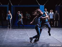 Il a fréquenté l'école poudlard de 1987 à 1994. Biennale De La Danse De Lyon Premiere D Auguri D Olivier Dubois Et Exposition Corps Rebelles Danses Avec La Plume L Actualite De La Danse