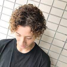 ヘアスタイル おしゃれまとめの人気アイデア pinterest 桃花 幸良 ツイスト スパイラル パーマ ショート パーマ ツイストパーマ メンズ