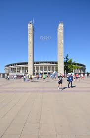 Haupteingang Olympiastadion Berlin Mit Olympischem Platz Berlin Kaiserreich Stadion