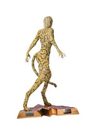 Wonder woman 1984 definitely gets the first of those things right. Statuen Im Massstab 1 1 Statuen Merchandise Pbmexpress