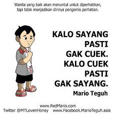 Kamu tidak perlu tahu perjuanganku, karena bagiku melihatmu tersenyum oleh hasil dari perjuanganku sudah. Kata Bijak Buat Istri Cuek Qwerty