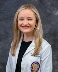 Tabitha Kearns's Instagram, Twitter & Facebook