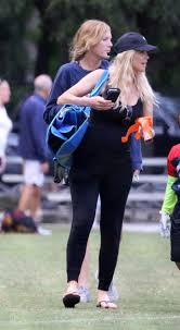 Hbo's new tiger woods documentary, 'tiger,' covers his and elin nordegren's marriage, which ended in 2010. Tiger Woods Ex Wife Elin Nordegren 39 Is Pregnant With 30 Year Old Nfl Star S Baby Shortly After It S Revealed She S Still Hurt By Golfer S Relationship With Erica Herman
