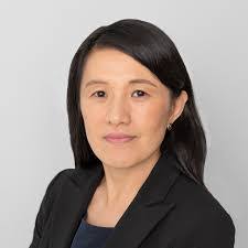 Catherine Chick's Instagram, Twitter & Facebook