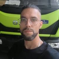 40+ perfiles de «Alejandro Valdivia»