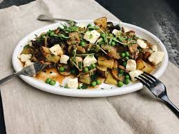 Poutine Decadente Aux Champignons Sauvages Recette Facile A Preparer Cook It Recipe Cooking Recipes Poutine Recipe Cooking