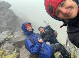 Rain plays spoilsport but Tubs hits the peak