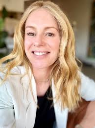 Communication — Our Coaches — Yellow Edge