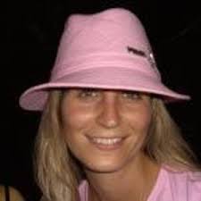 julia zahn (418570088)