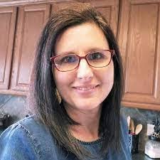 Sheila Morse's Instagram, Twitter & Facebook