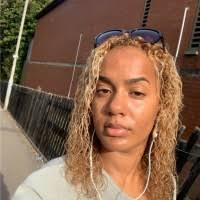 8 "Kenya Holt" profiles