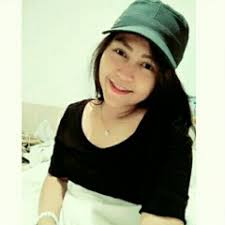 Lagu ciptaan yanto sari pencipta sejumlah hits seperti cikini gondangdia dan goyang nasi padang seakan menegaskan maksud nama 2tiktok yang mereka pakai sebagai kepanjagan dari kata cantik dan montok. 2tiktok Tiktok Cantik Montok By Kamal Agustian