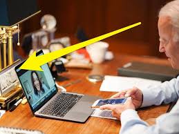 Hunter came down to answer the door but he ran when he saw it was journalists asking questions, the reporter said. Joe Biden Keeps A Simple Comic Strip On His Desk Here S What It Says