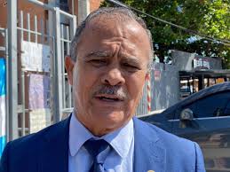 Aplauden diálogo para solventar crisis en Sedh; piden destitución de  Natalie Roque