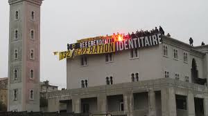 Mes 20 ans d'accordeonambiance guinguette, accordéon, musette et folklore interprétés par des artistes de grande renommée. Occupation Pacifique De La Mosquee De Poitiers Damien Rieu Ne Regrette Rien Le Salon Beige