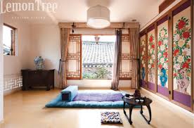 The three main characters enter the story as li hao lan (born to the imperial censor in zhao) is banished from home and sold to the merchant lǚ bu wei. 89 Best Korean Modern Traditional Home Decor Ideas Modern Traditional Home Traditional House Korean Traditional House