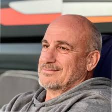 Yesterday was my last day at Swiss International Air Lines and (at least  for now) also in the world of aviation after having spent the past 8 years  in this incredibly fascinating