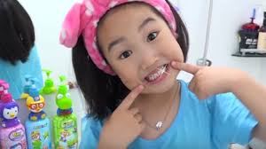 These YouTube child stars are making millions of dollars