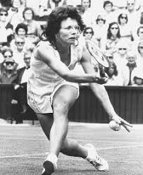 Photo, print, drawing billie jean king with husband larry william king in back of car following their wedding. Billie Jean King Biography Family Children Parents Mother Old Information Born Husband Year