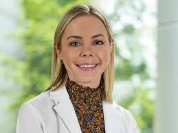 Anne Guidry's Instagram, Twitter & Facebook