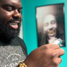 VVS sets going crazy right now. Top/bottom sets starting at just $1500! Get  your set started today! #grillz #goldgrillz #diamondgrillz #customgrillz  #customjewelry #fyp #foryourpage #explore #exploremore #explorepage