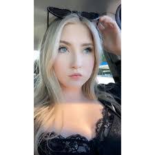 Kayla Mcneil's Instagram, Twitter & Facebook