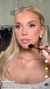 Alicia Mchenry's Instagram, Twitter & Facebook