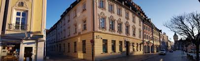 When you send or receive an international wire with your bank, you might lose money on a bad exchange rate and pay hidden fees as a result. Vr Bank Ostbayern Mitte Eg Hauptgeschaftsstelle Ludwigsplatz Straubing Ludwigsplatz 21 Offnungszeiten Angebote