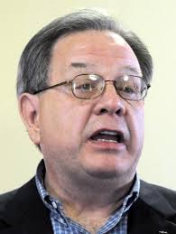 Caucus taps Ralston for City Council seat