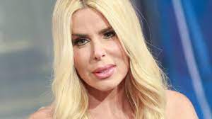 She is also known for appearances on tabloid talk shows. Loredana Lecciso Is A Clash With Romina Power I Would Not Wish My Daughter To Do It Details Ruetir