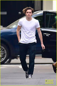 Brooklyn beckham mtv video music award stylish bikers jacket get ver.y economical price, free shipping and easy returns and exchange opportunity. Pin On Brooklyn Beckham