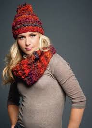 Und dazu hat die ehemalige biathletin magdalena neuner gleich zwei neue bücher auf den markt gebracht: Lana Grossa Mutze Loop Olympia Olympia Folder No 3 Mit Magdalena Neuner Modell 14 15 Filati Strickmodelle Modell Pakete Stricken