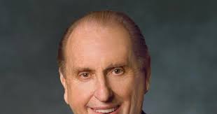 President Thomas S. Monson: 'Love — The essence of the gospel'