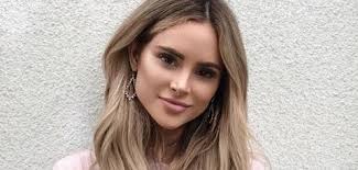 Amanda Stanton says she's 'so happy' with new breast implants