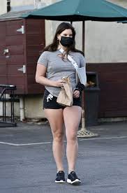 All lana del rey upcoming concerts for 2021 & 2022. Lana Del Rey In Light Grey Teeat And Pair Of Black Mini Shorts Hugo S Tacos In La 12 26 2020 Celebmafia