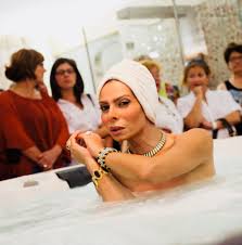 57, born 8 december 1962. Jose Castelo Branco Para Maria Leal Porque E Que Fez Mal Ao Pequeno Meu Deus Que Horror