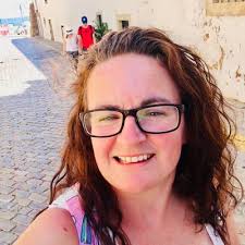 Debra Hull (@Bub_A_Hull)